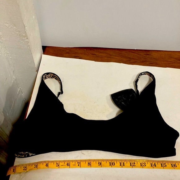 Victoria Secrets bra medium - Picture 4 of 9